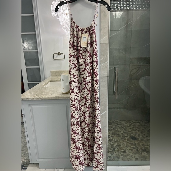 HANNAH ARTWEAR Serena Sleeveless Maxi Halter Dress - Picture 5 of 13